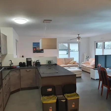großzügige Unterkunft mit Terrasse Oberbrechen Exterior foto