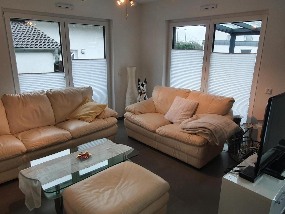 Großzügige Mit Terrasse Apartment *